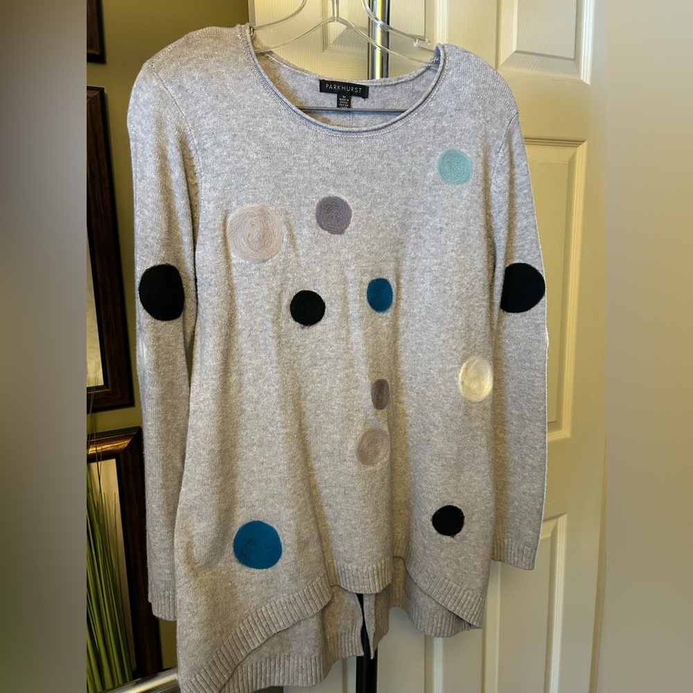Cozy grey Parkhurst sweater in size Medium, with dots embroidered on the front.